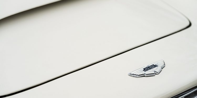 Aston Martin Heritage EV Concepts dá uma nova vida a este DB6 de 1970! 15