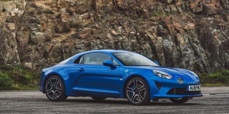 Alpine A110 chega com 300cv e versão cabrio? 20