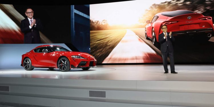 Toyota Supra pode receber caixa manual? 18