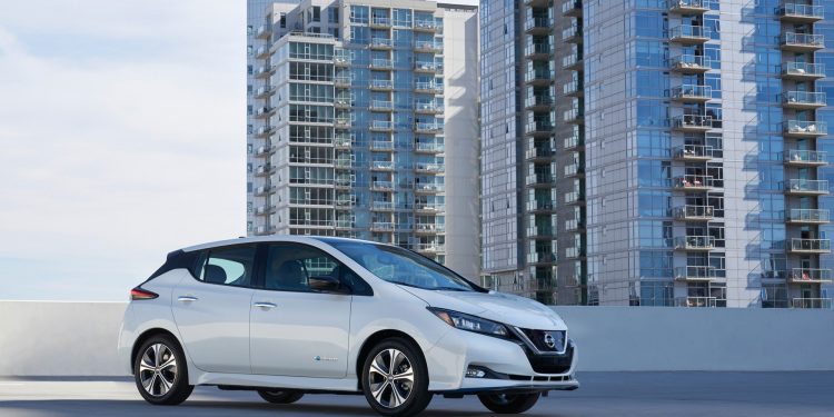 Nissan revela Leaf E+ com 214cv e 360km de autonomia! 27