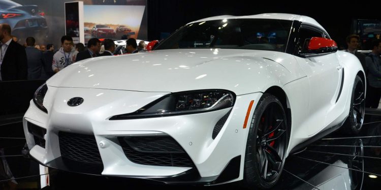 Toyota Supra pode receber caixa manual? 21