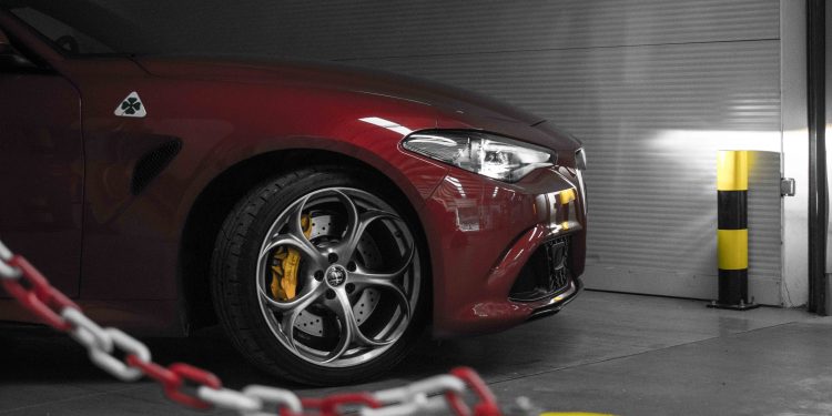 Alfa Romeo Giulia Quadrifoglio 2.9 V6 AT8: O Renascimento Divino! 76