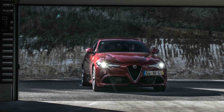 Alfa Romeo Giulia Quadrifoglio 2.9 V6 AT8: O Renascimento Divino! 65