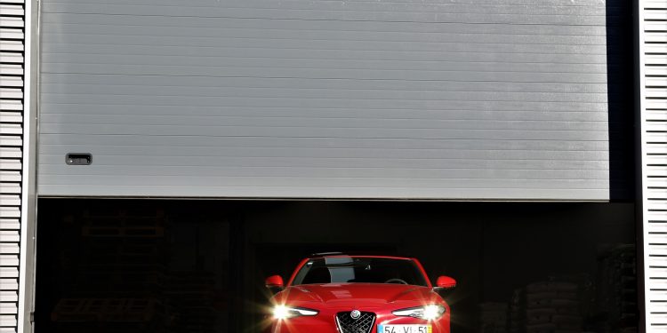 Alfa Romeo Giulia Quadrifoglio 2.9 V6 AT8: O Renascimento Divino! 84