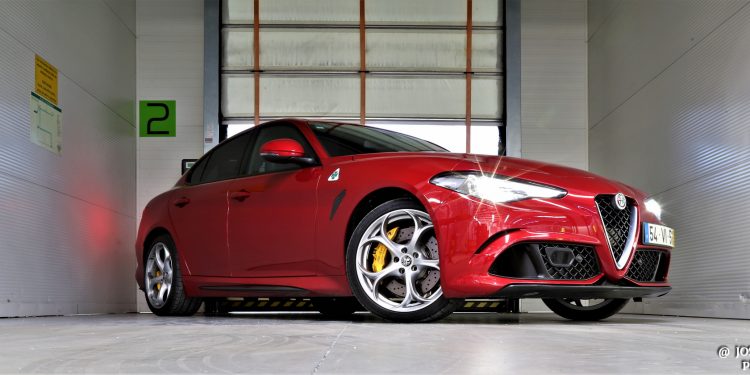 Alfa Romeo Giulia Quadrifoglio 2.9 V6 AT8: O Renascimento Divino! 51