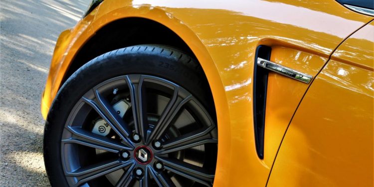 É já no dia 12 que levamos os nossos leitores a andar no Renault Mégane R.S! 15