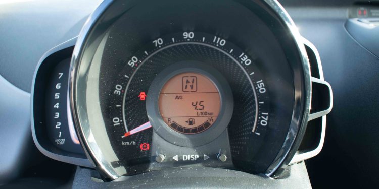 TOYOTA AYGO X-Play Plus MultiMode: Fiável e Urbano! 40