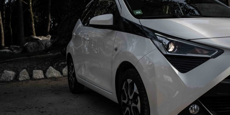 TOYOTA AYGO X-Play Plus MultiMode: Fiável e Urbano! 28