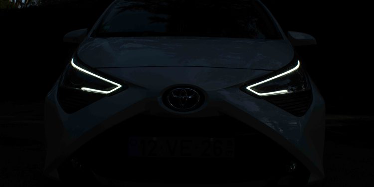 TOYOTA AYGO X-Play Plus MultiMode: Fiável e Urbano! 63