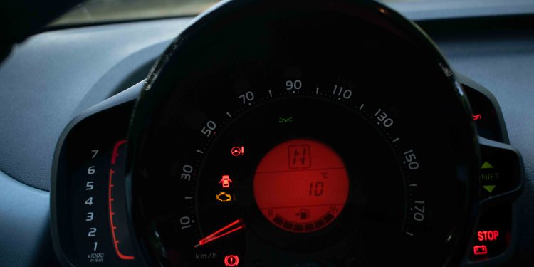 TOYOTA AYGO X-Play Plus MultiMode: Fiável e Urbano! 60