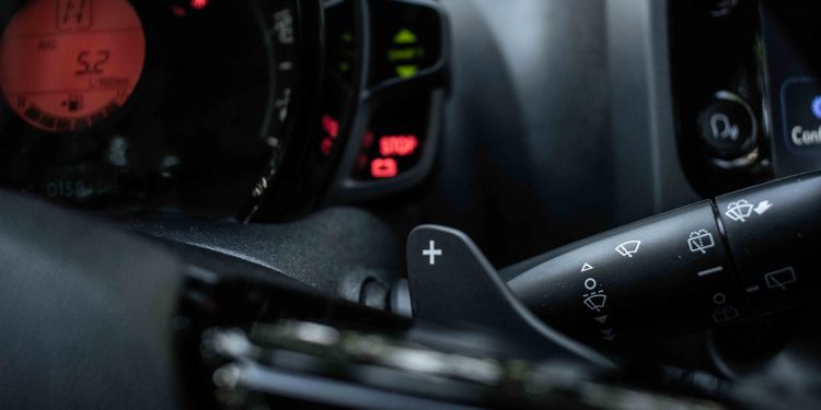 TOYOTA AYGO X-Play Plus MultiMode: Fiável e Urbano! 50