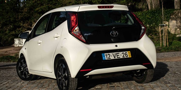 TOYOTA AYGO X-Play Plus MultiMode: Fiável e Urbano! 34