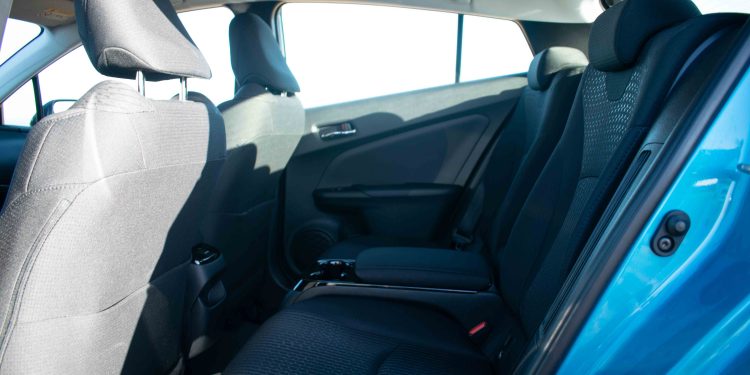 Toyota Prius Plug-In Hybrid Powersky: Multi tecnológico! 56