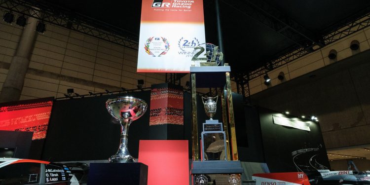 Toyota Supra Super GT aparece no salão de Tóquio! 16