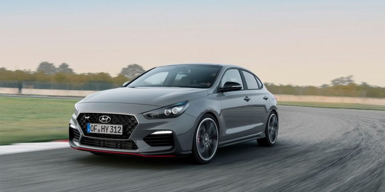 Este é o novo Hyundai i30 Fastback N! 14