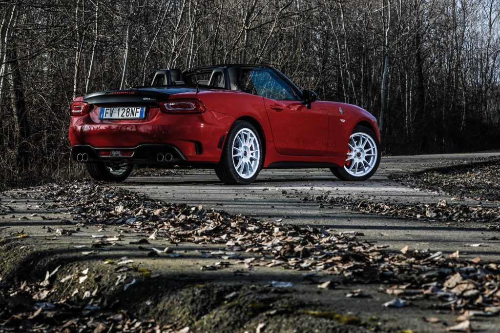 Abarth leva 595 "esseesse" e 124 Tributo Rally ao salão de Genebra! 18