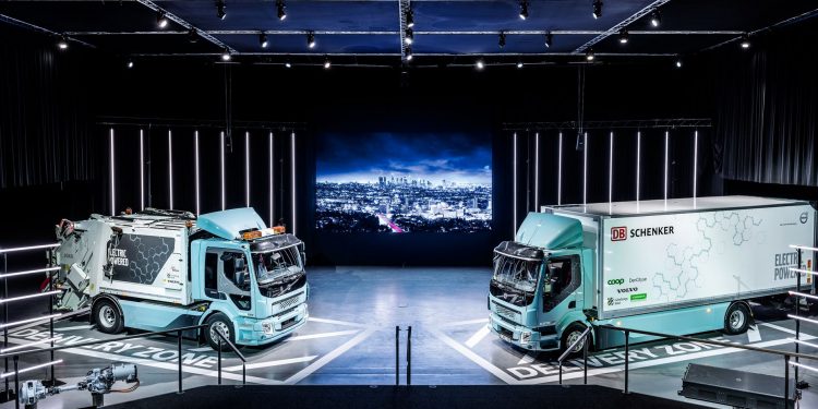 Volvo Trucks entrega os primeiros camiões eléctricos! 13