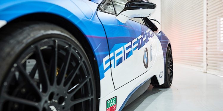 BMW i8 recebe nova decoração para a abertura da Formula E! 14