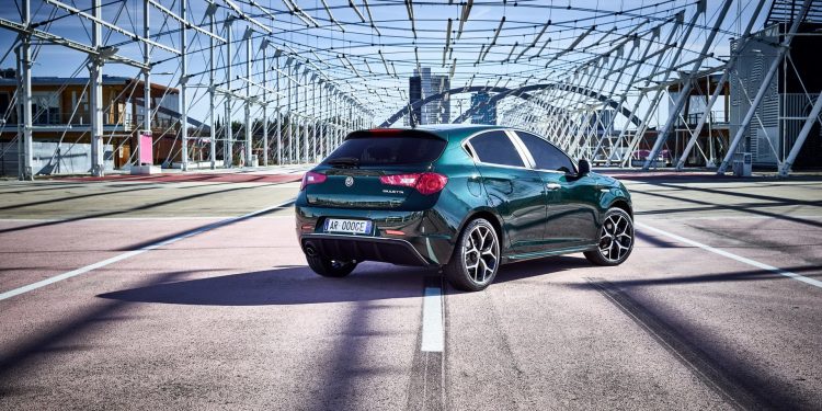 Alfa Romeo com novas versões em Genebra! 30