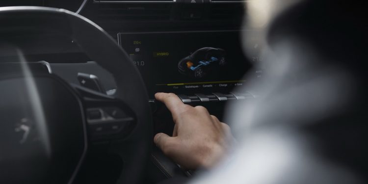 Peugeot 508 Sport Engeneered dos 0 aos 100km/h em 4,3 segundos! 40