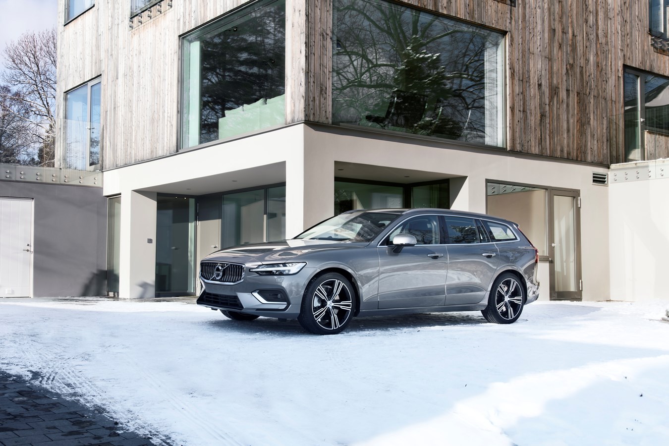 Volvo: A única marca com 2 finalistas no World Car of the Year 2019. 16
