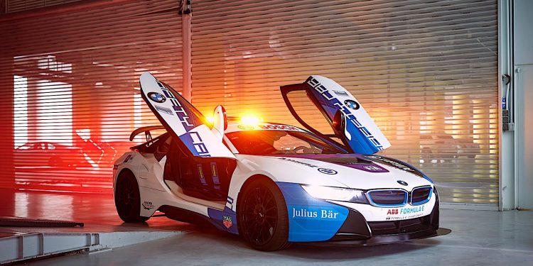 BMW i8 recebe nova decoração para a abertura da Formula E! 17