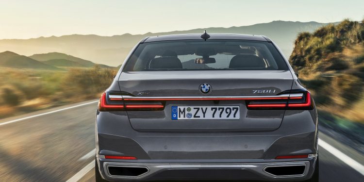 BMW planeia BMW i7 como futura alternativa ao Série 7? 17