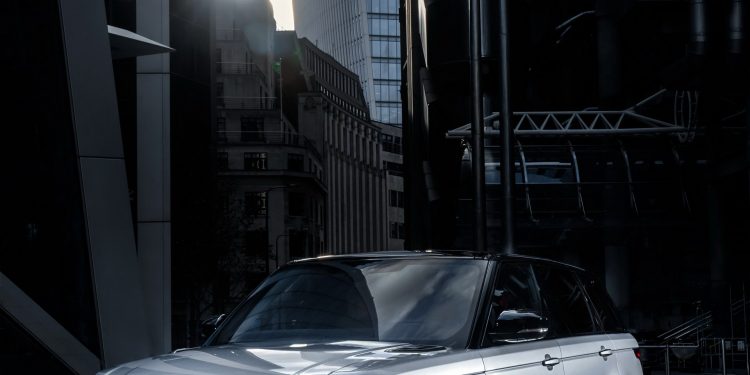 Novo Range Rover Sport HST recebe motorização Híbrida! 45