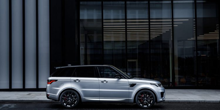 Novo Range Rover Sport HST recebe motorização Híbrida! 34