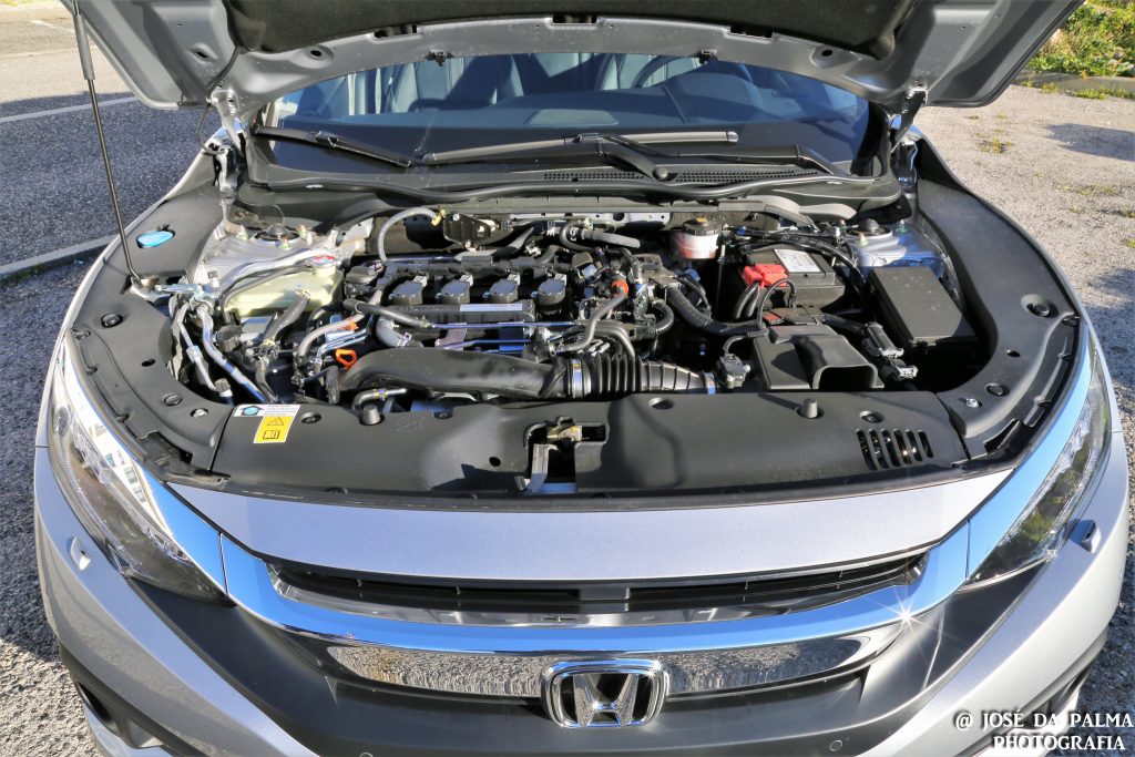 Honda Civic Sedan 1.5 VTEC Turbo Executive: Performance "disfarçada"! 23
