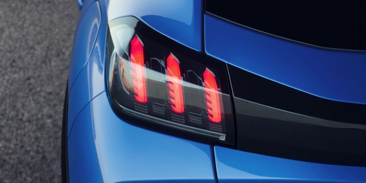 Novo Peugeot 208 revelado! 46