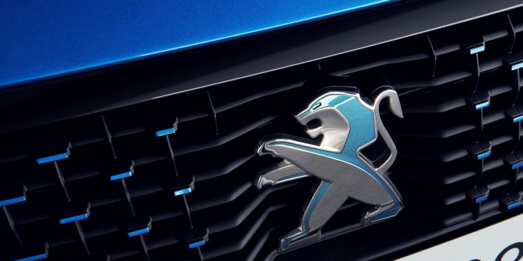 Novo Peugeot 208 revelado! 48