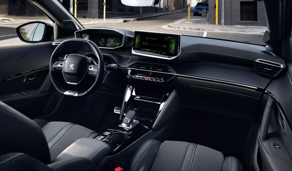 Novo Peugeot 208 revelado! 16