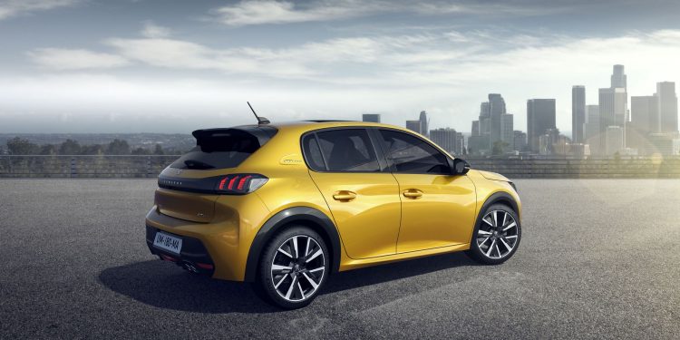 Novo Peugeot 208 revelado! 77
