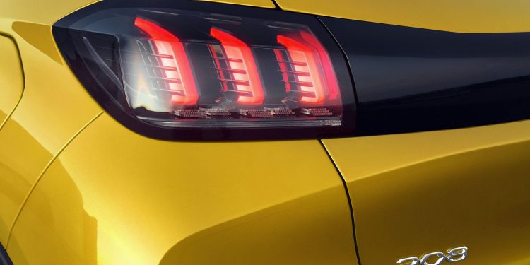 Novo Peugeot 208 revelado! 68