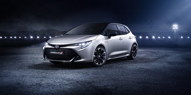 Toyota Corolla recebe versão GR Sport e versão Trek! 18