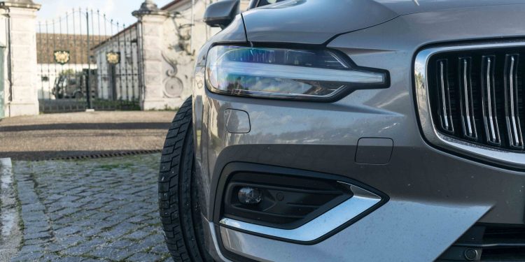 Volvo V60 D4 Inscription: Design, tecnologia e segurança! 70