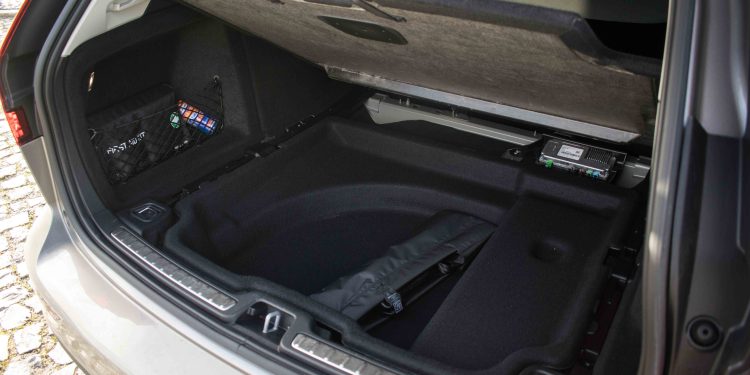 Volvo V60 D4 Inscription: Design, tecnologia e segurança! 61