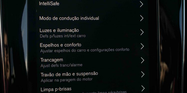 Volvo V60 D4 Inscription: Design, tecnologia e segurança! 46