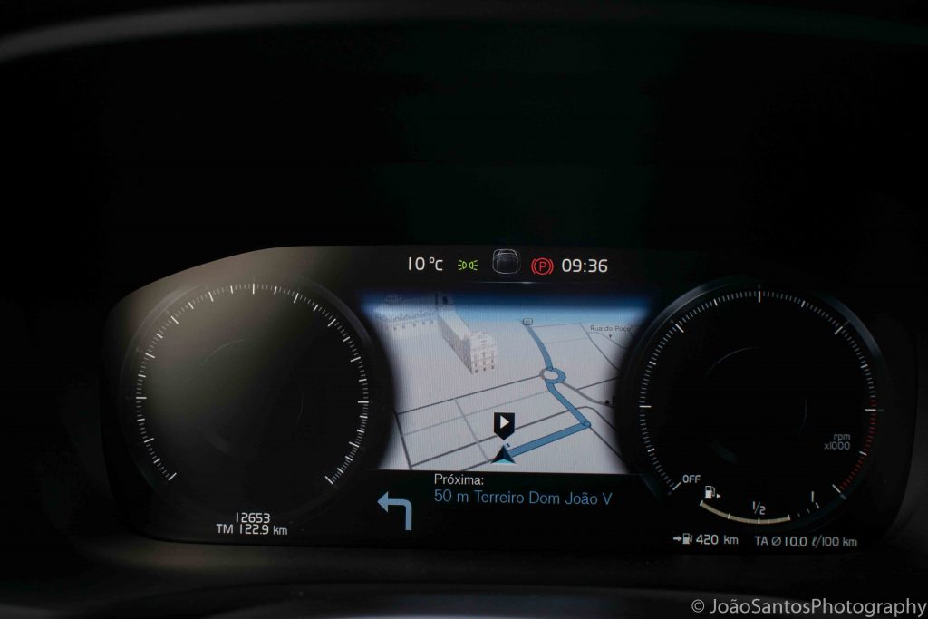 Volvo V60 D4 Inscription: Design, tecnologia e segurança! 25