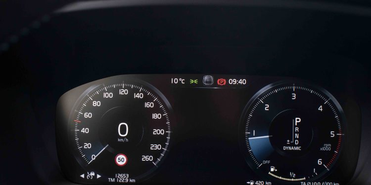 Volvo V60 D4 Inscription: Design, tecnologia e segurança! 39