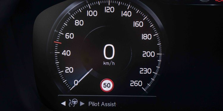 Volvo V60 D4 Inscription: Design, tecnologia e segurança! 40