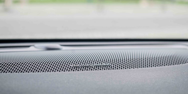 Volvo V60 D4 Inscription: Design, tecnologia e segurança! 35