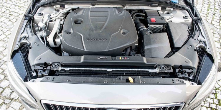 Volvo V60 D4 Inscription: Design, tecnologia e segurança! 30