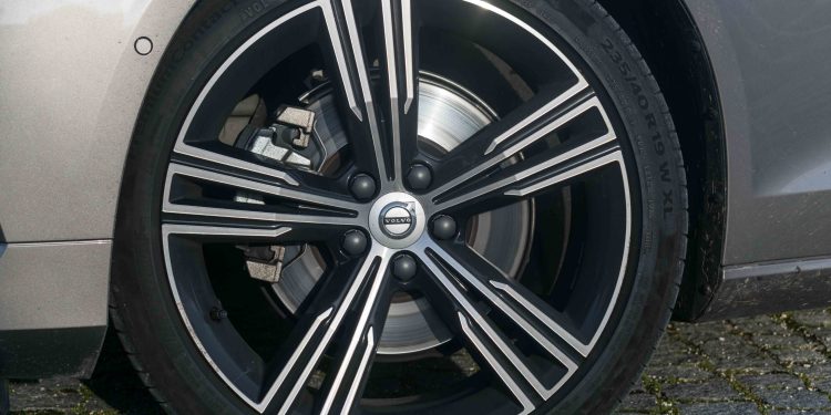 Volvo V60 D4 Inscription: Design, tecnologia e segurança! 69