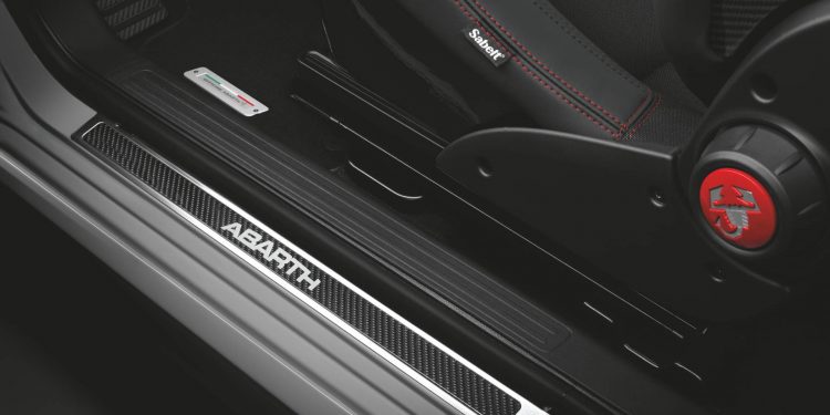 Abarth leva 595 "esseesse" e 124 Tributo Rally ao salão de Genebra! 19