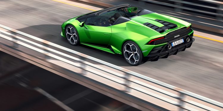 Lamborghini Huracán Evo perde a cabeça com versão Spyder! 16