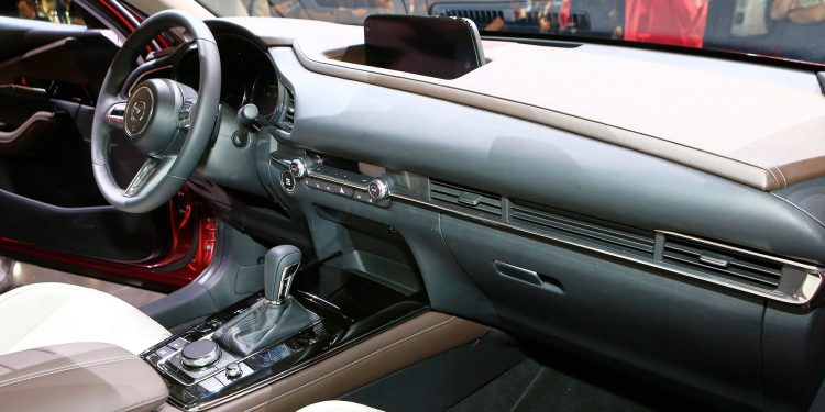 CX-30 é o novo SUV da Mazda e foi apresentado em Genebra! 26