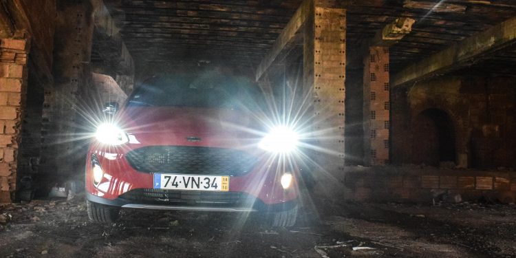 Ford Fiesta Active 1.5 TDCi: Despachado e radical! 39