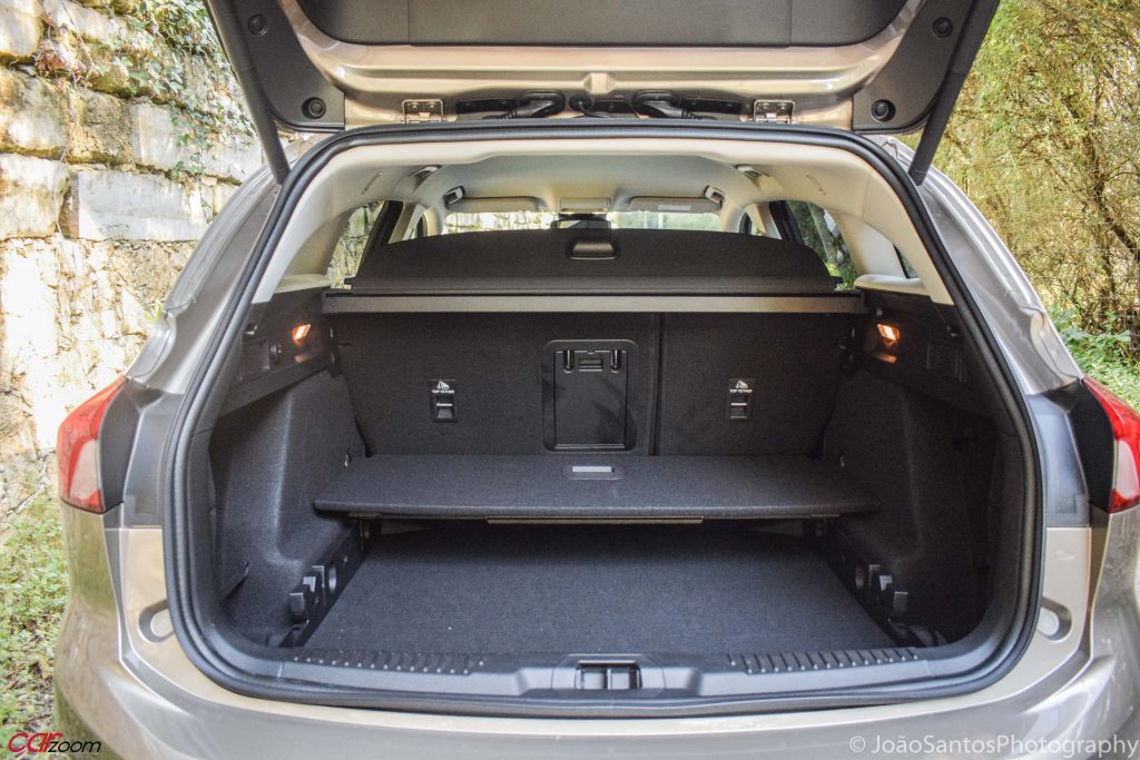 Ford Focus SW Vignale 1.5 Ecoboost: Requinte, luxo e performance para toda a família! 22